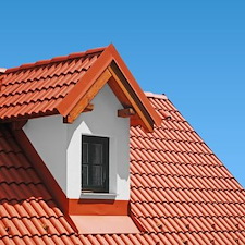 How to Remove Black Roof Streaks in Linwood NJ Without Damaging Shingles