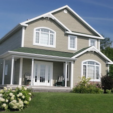 Soft Wash Roof Cleaning: How We Remove Gloeocapsa Magma Without Damage